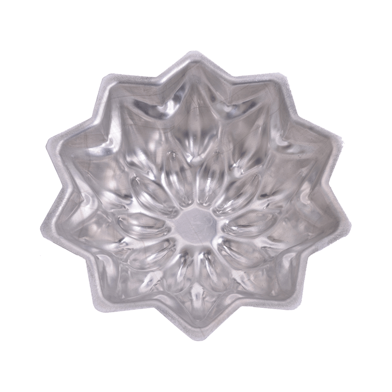 forma-para-bolo-aluminio-cascata-22-x-9-caparroz-2875-138051-2
