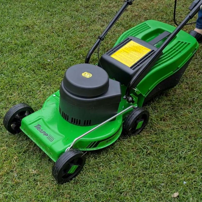 Cortador de Grama El trico Trapp KM 400 1300W 30cm 127V 1