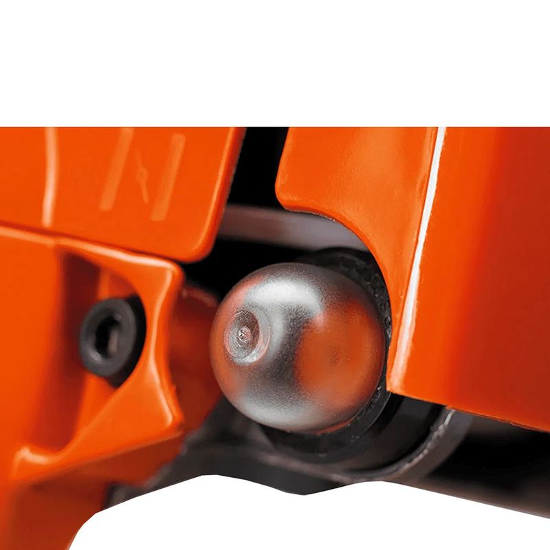 Ro adeira Gasolina Husqvarna 236R 1 6HP 33 6cc 1