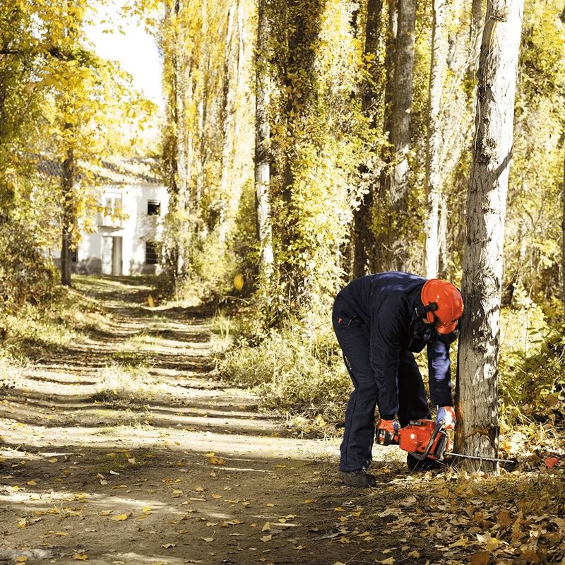 Motosserra Husqvarna 445 II Gasolina 2 8HP Sabre 18  4