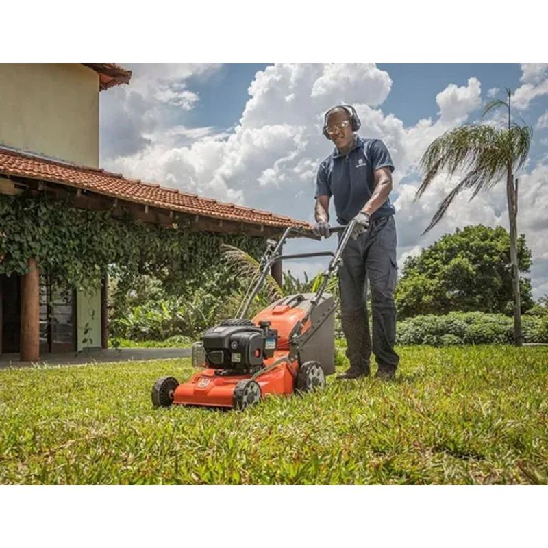 Cortador Grama Gasolina Husqvarna LC 140 2 4HP 40cm 2