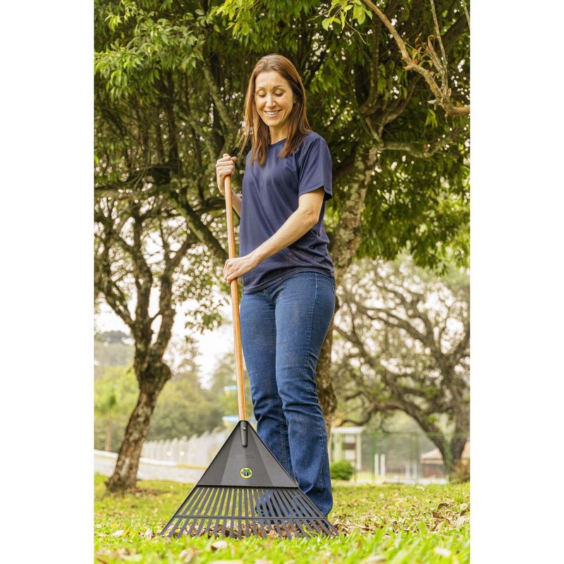 Vassoura Plastica C Cabo Tram  77850 724 1