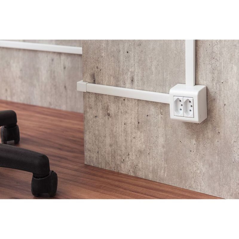 Canaleta com Divis ria Tramontina 4cm x 2cm x 200cm Branca  com Fita Dupla Face - 57300 120 5