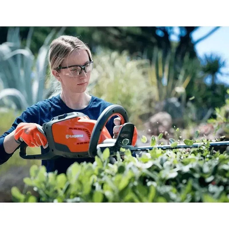 Aparador de Cerca Viva a Bateria Husqvarna 115iHD45 4